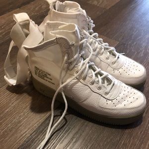 Nike SF Air Force one mids